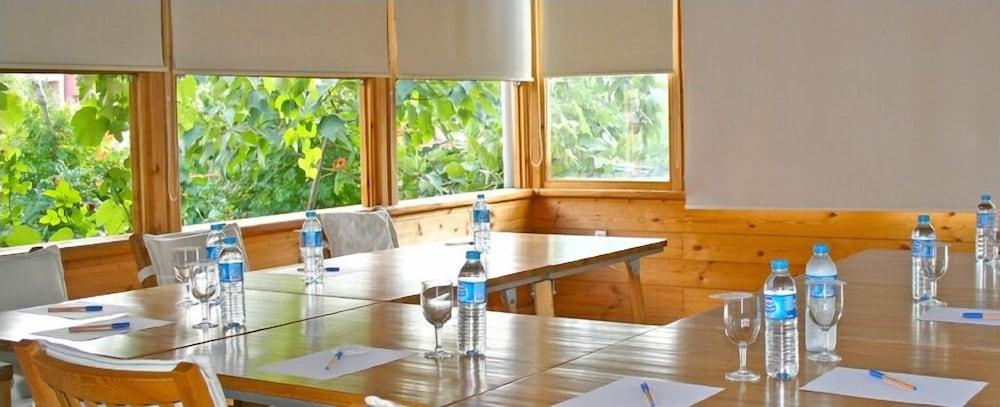 Kurfal Hotel Ağva Bagian luar foto